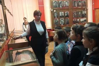 Экскурсии в школьном музее ко Дню снятия блокады